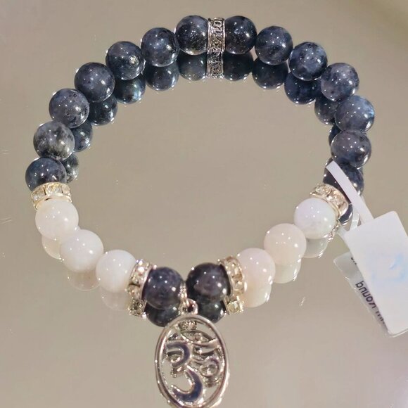 Black Labradorite & Rainbow Moonstone Beaded Bracelet – Silver Om Charm 8mm - Picture 6 of 10